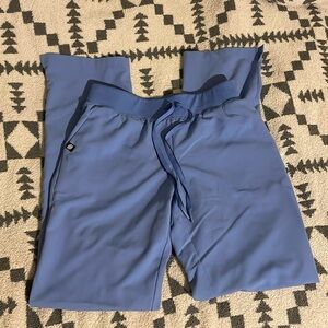Ceil blue Jaanu straight leg scrubs size xs tall